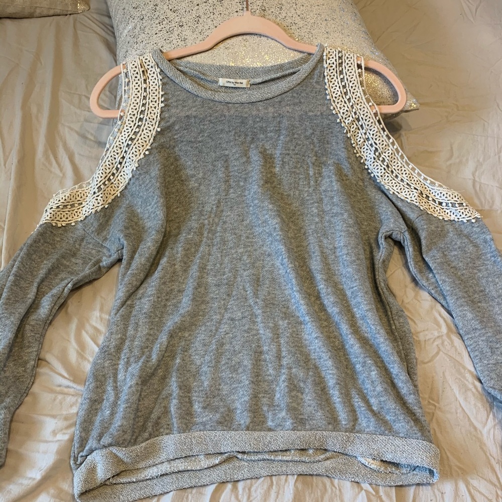 12 p.m. by mon ami‎ pullover